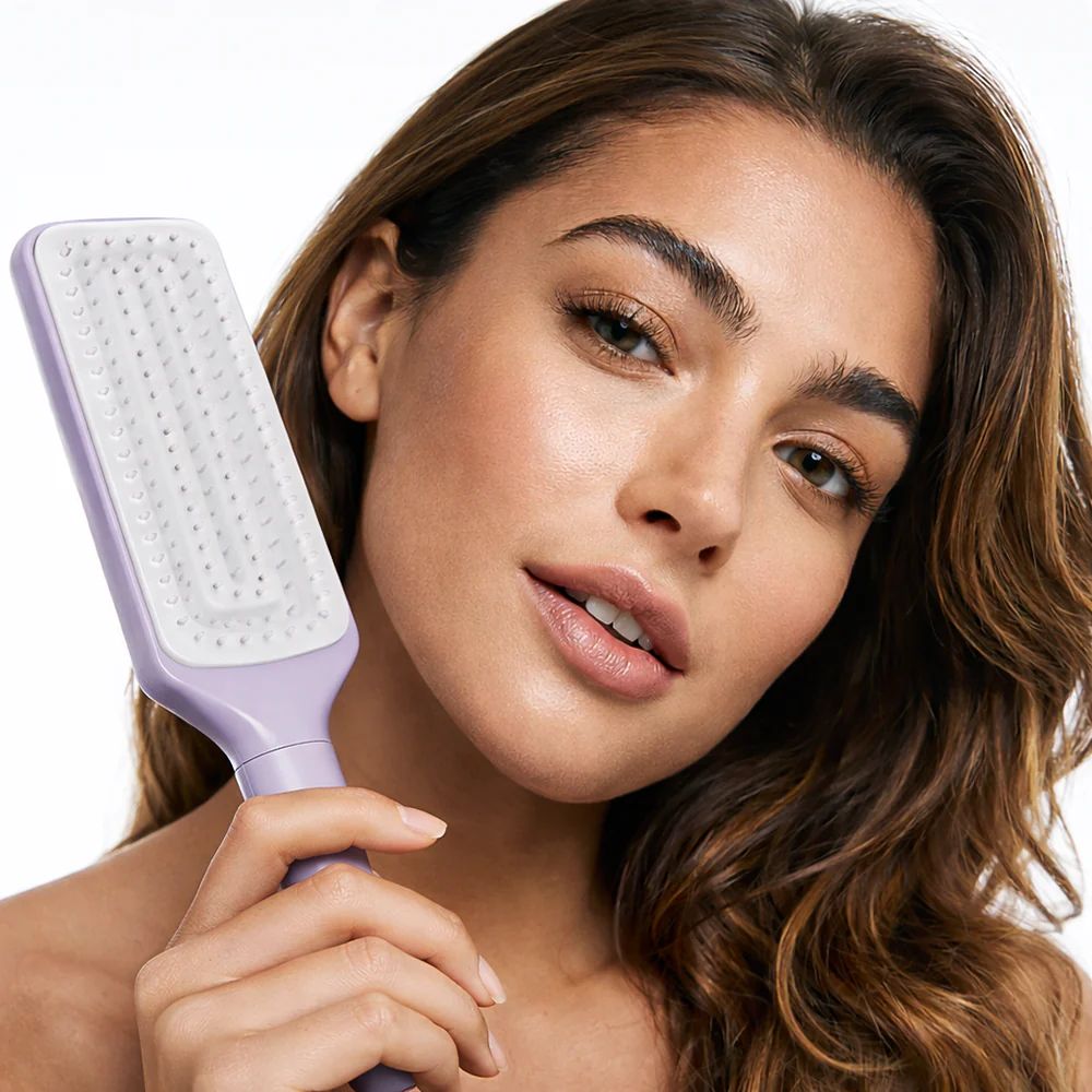 SilkFlow™ Self-Cleaning Hair Brush
